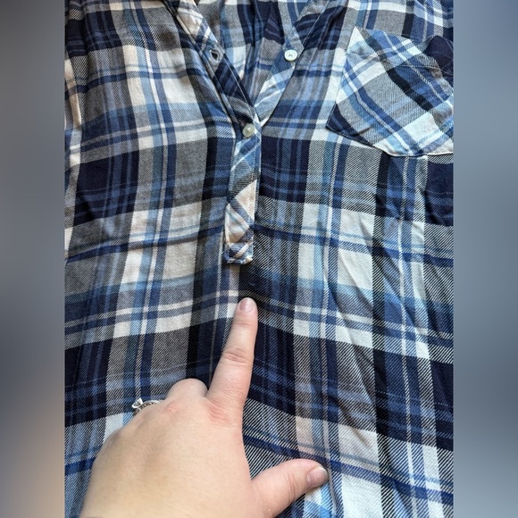 Gap Maternity Womens 1/2 Button Pullover Shirt L Blue Plaid Lightweight Flannel - Picture 4 of 7